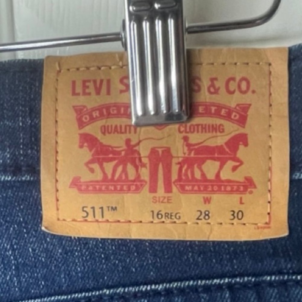 Levi Strauss & Co., size 16 REG, W28” X L30”, 511 slim - Picture 7 of 7